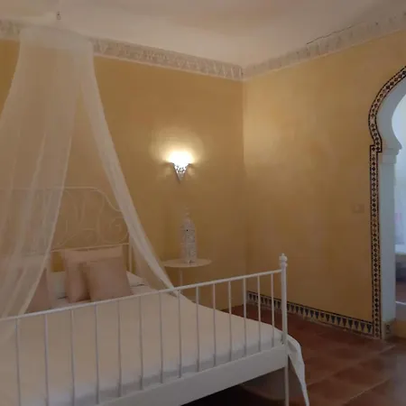 St Tropez Heated Pool Villa *